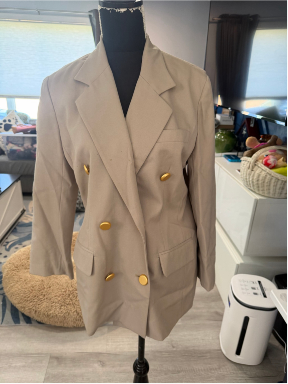 Women's Clifford & Wills Wool Blazer Size 6 Beige Gold Buttons